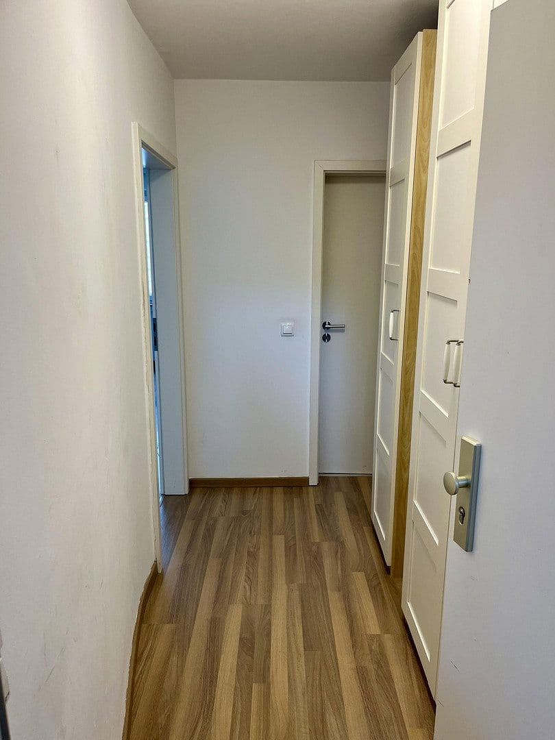 Prodej bytu 1+1 33 m², Köln, Severní Porýní-Vestfálsko Prodej bytu 1+1 33 m², Köln, Severní Porýní-Vestfálsko