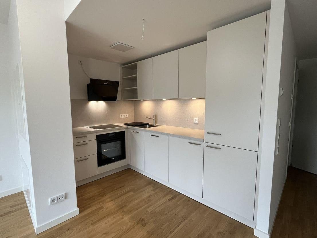 Pronájem bytu 2+1 46 m², Berlin, Berlín Pronájem bytu 2+1 46 m², Berlin, Berlín