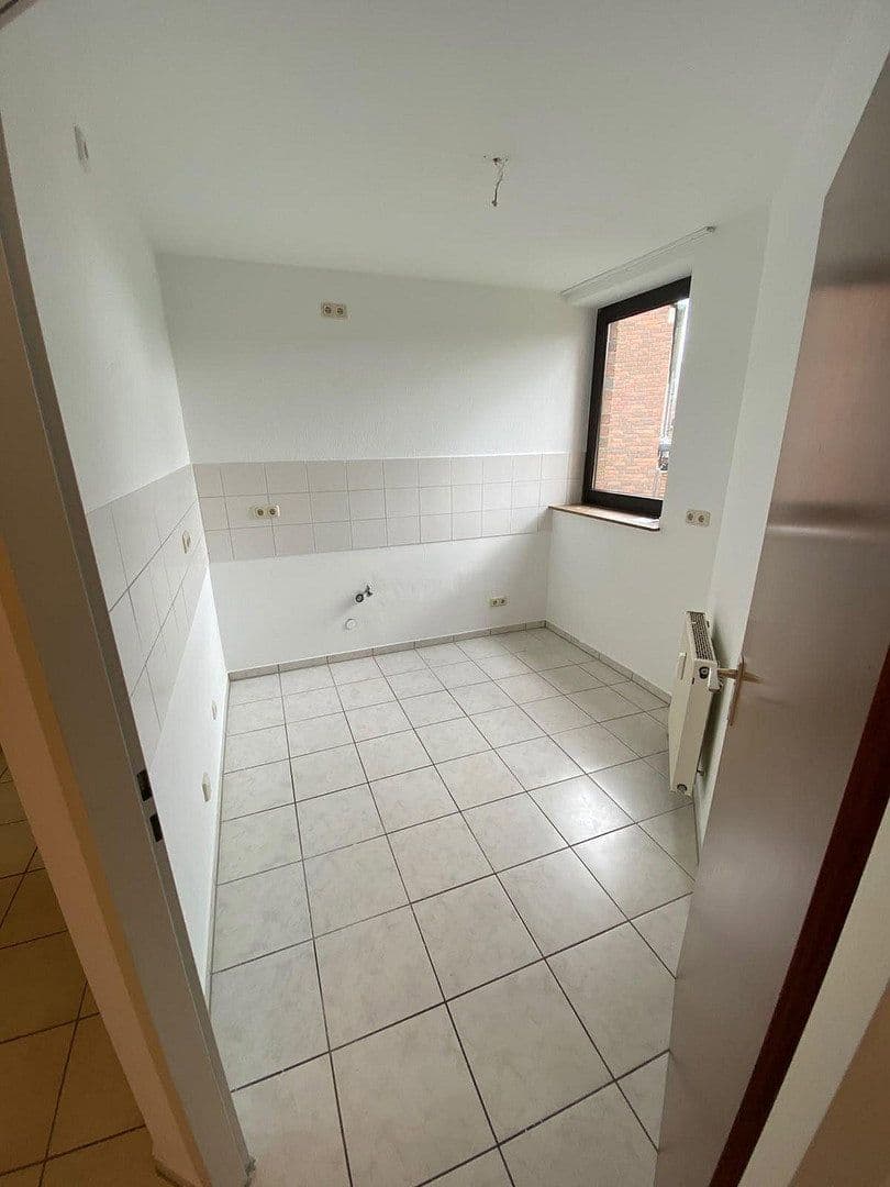 Pronájem bytu 3+1 73 m², Lorenz-Görtz-Str. 12, Mönchengladbach, Severní Porýní-Vestfálsko Pronájem bytu 3+1 73 m², Lorenz-Görtz-Str. 12, Mönchengladbach, Severní Porýní-Vestfálsko