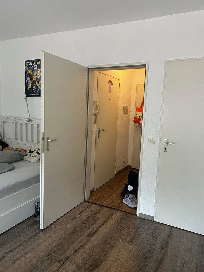 Prodej bytu 1+1 35 m², Bonn, Severní Porýní-Vestfálsko Prodej bytu 1+1 35 m², Bonn, Severní Porýní-Vestfálsko