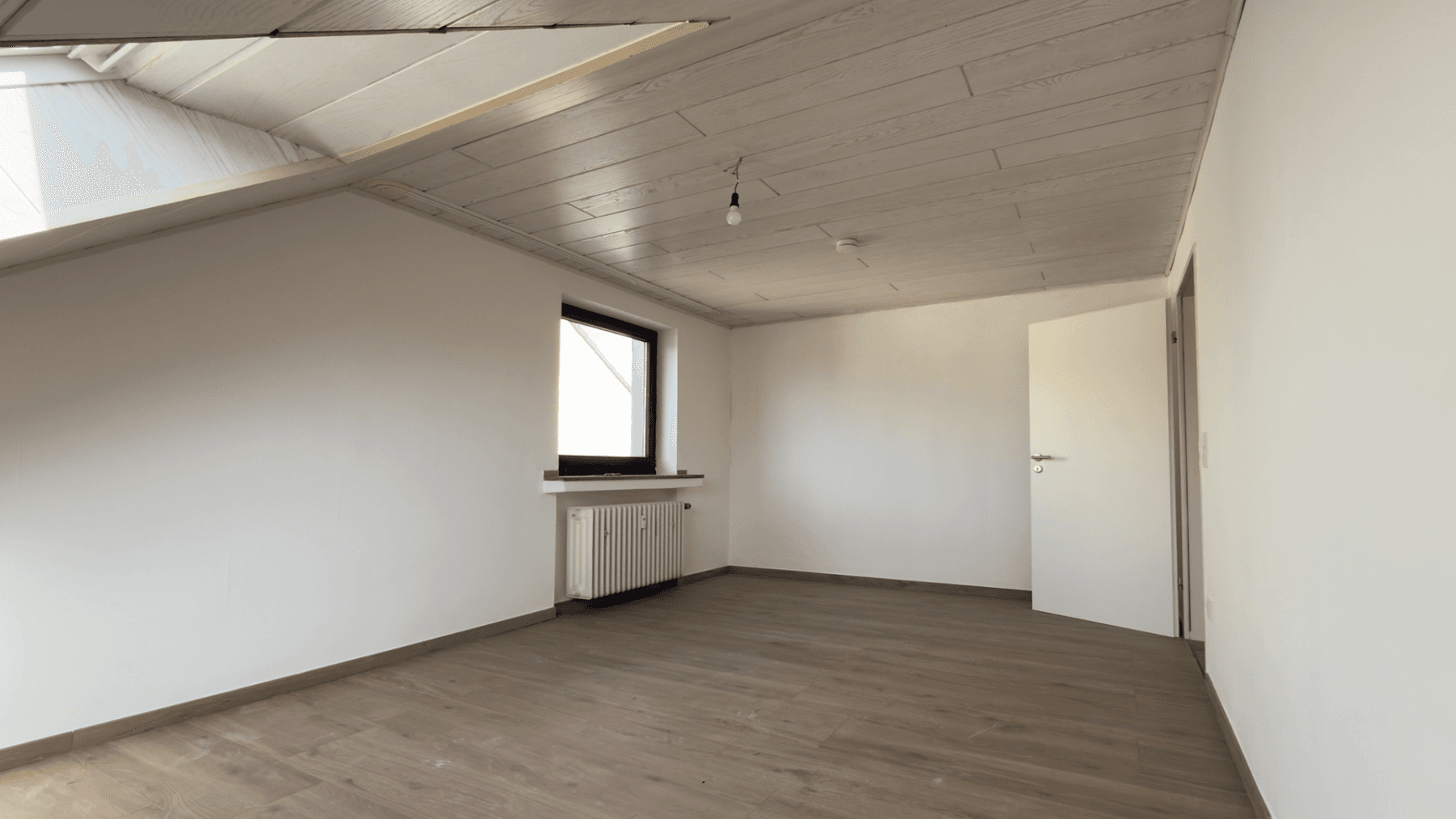 Pronájem bytu 2+kk 73 m², Werner-Egk-Straße 8, Hilden, Severní Porýní-Vestfálsko Pronájem bytu 2+kk 73 m², Werner-Egk-Straße 8, Hilden, Severní Porýní-Vestfálsko