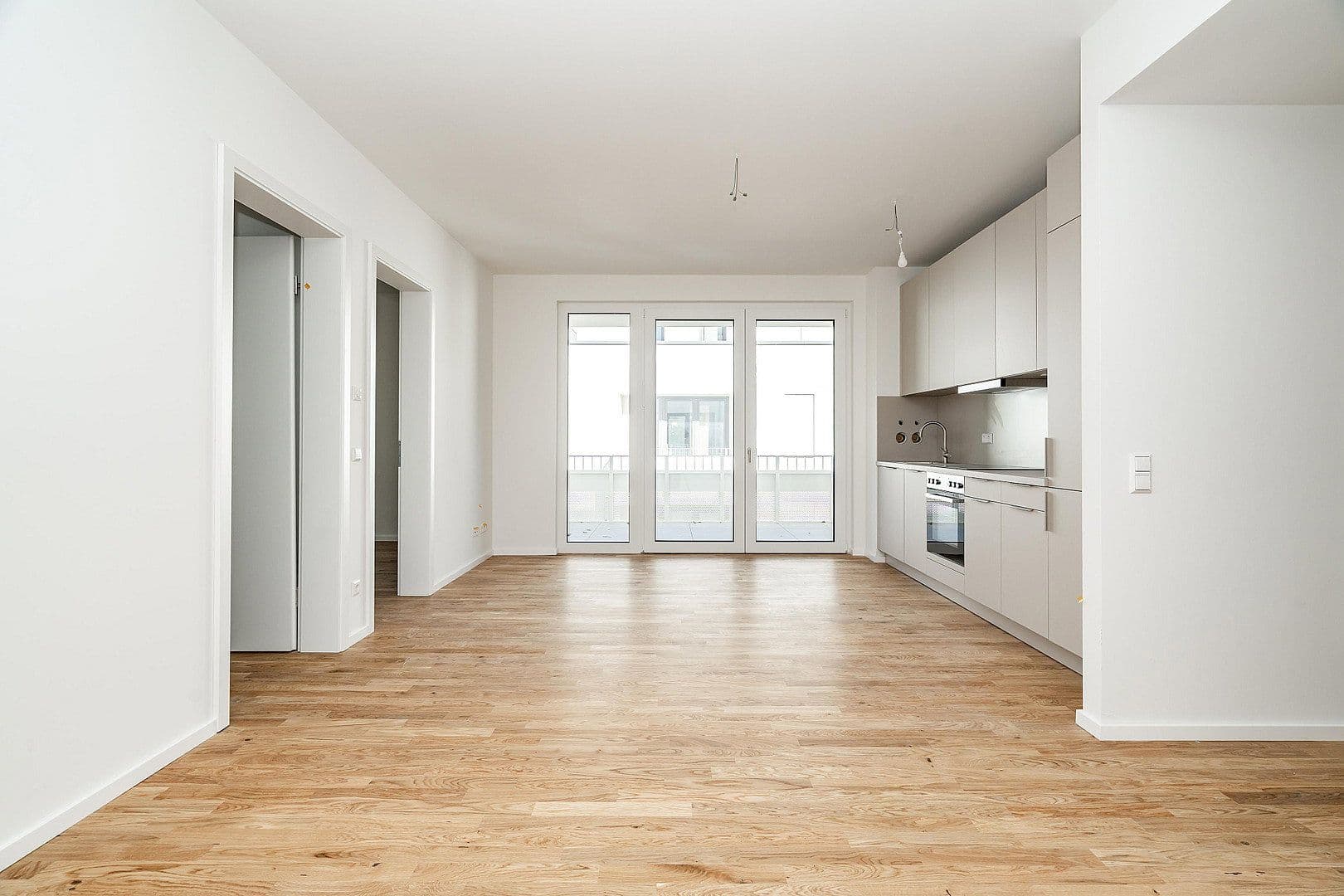 Pronájem bytu 3+1 72 m², Parkstraße 40, Berlin, Berlín Pronájem bytu 3+1 72 m², Parkstraße 40, Berlin, Berlín