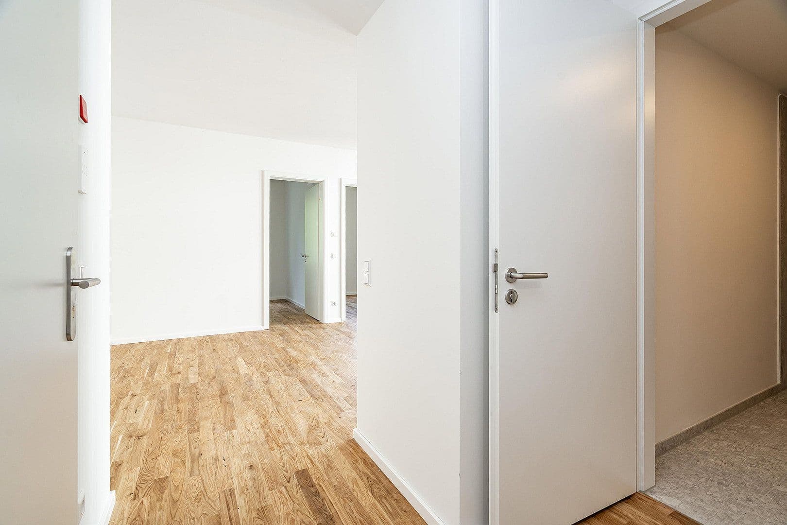 Pronájem bytu 3+1 72 m², Parkstraße 40, Berlin, Berlín Pronájem bytu 3+1 72 m², Parkstraße 40, Berlin, Berlín