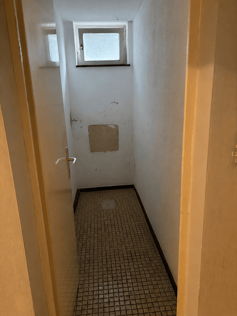 Pronájem bytu 1+kk 38 m², Stuttgart, Bádensko-Württembersko Pronájem bytu 1+kk 38 m², Stuttgart, Bádensko-Württembersko