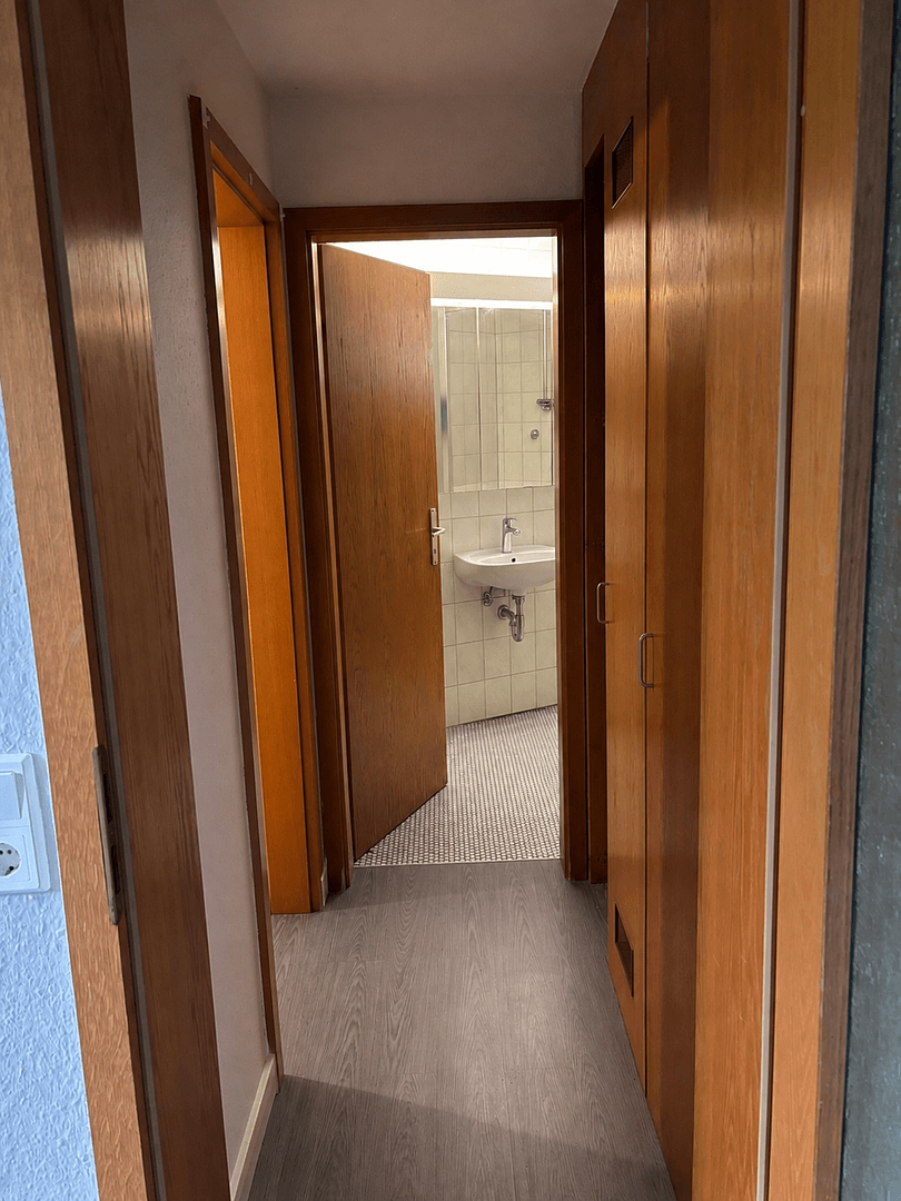 Pronájem bytu 1+kk 38 m², Stuttgart, Bádensko-Württembersko Pronájem bytu 1+kk 38 m², Stuttgart, Bádensko-Württembersko