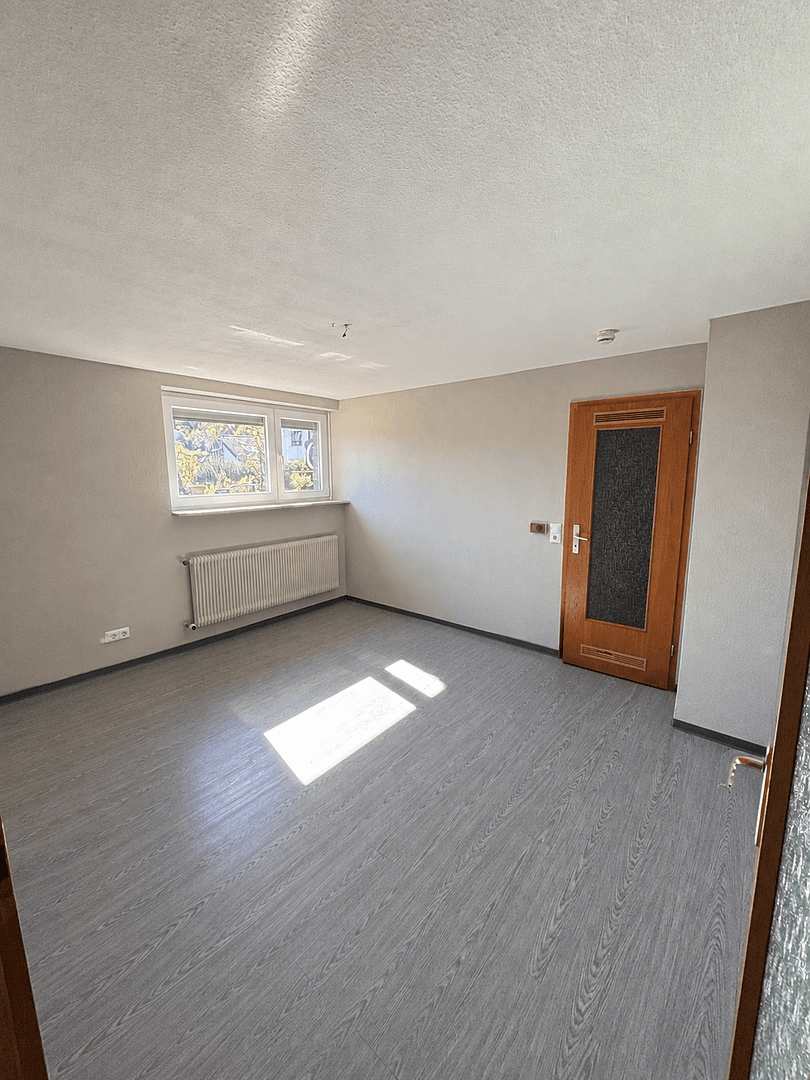 Pronájem bytu 1+kk 38 m², Stuttgart, Bádensko-Württembersko Pronájem bytu 1+kk 38 m², Stuttgart, Bádensko-Württembersko