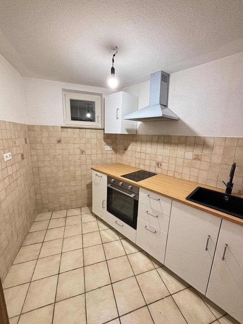 Pronájem bytu 1+kk 38 m², Stuttgart, Bádensko-Württembersko Pronájem bytu 1+kk 38 m², Stuttgart, Bádensko-Württembersko