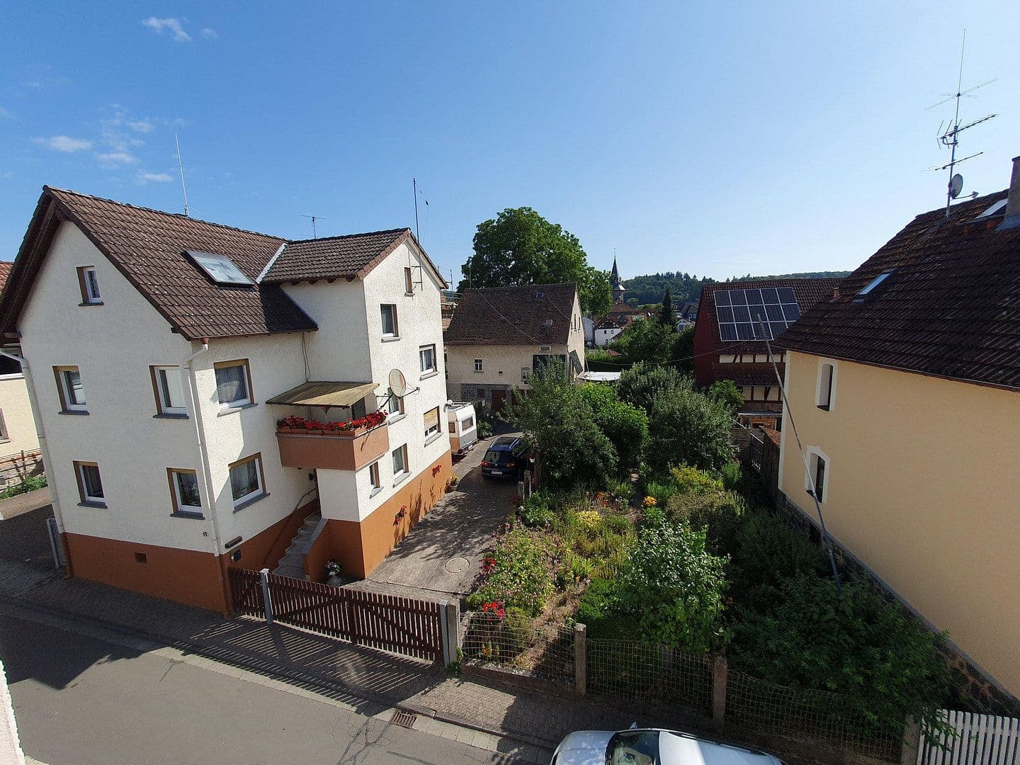 Prodej domu 120 m², pozemek 793 m², Buseck, Hessen Prodej domu 120 m², pozemek 793 m², Buseck, Hessen