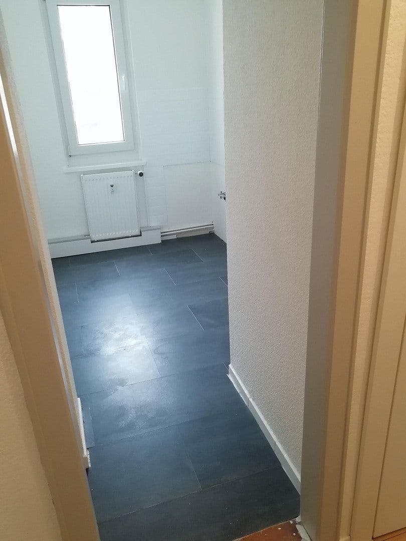 Pronájem bytu 3+1 60 m², Stöntzscherstraße 20, Pegau, Sasko Pronájem bytu 3+1 60 m², Stöntzscherstraße 20, Pegau, Sasko