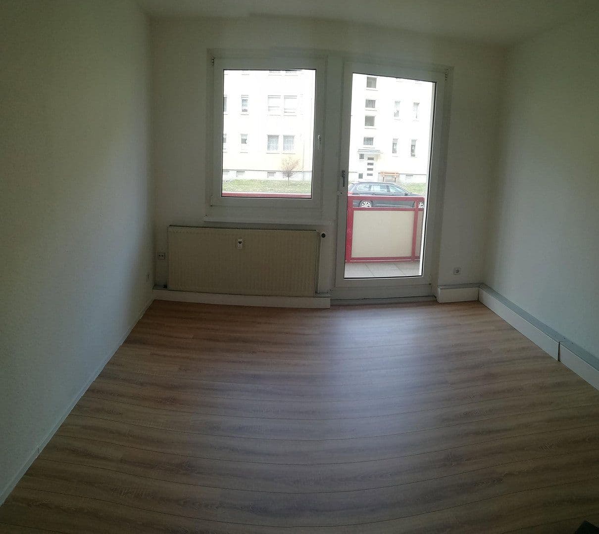 Pronájem bytu 3+1 60 m², Stöntzscherstraße 20, Pegau, Sasko Pronájem bytu 3+1 60 m², Stöntzscherstraße 20, Pegau, Sasko