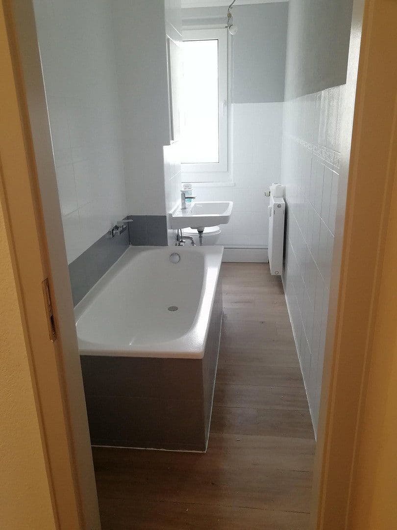 Pronájem bytu 3+1 60 m², Stöntzscherstraße 20, Pegau, Sasko Pronájem bytu 3+1 60 m², Stöntzscherstraße 20, Pegau, Sasko
