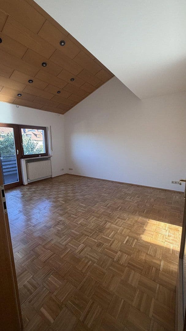 Pronájem bytu 4+1 90 m², Eching, Bavorsko Pronájem bytu 4+1 90 m², Eching, Bavorsko