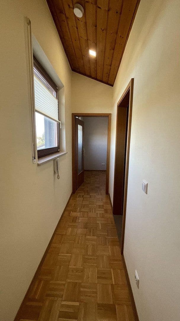 Pronájem bytu 4+1 90 m², Eching, Bavorsko Pronájem bytu 4+1 90 m², Eching, Bavorsko
