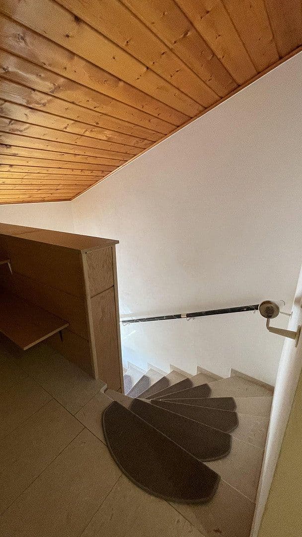 Pronájem bytu 4+1 90 m², Eching, Bavorsko Pronájem bytu 4+1 90 m², Eching, Bavorsko
