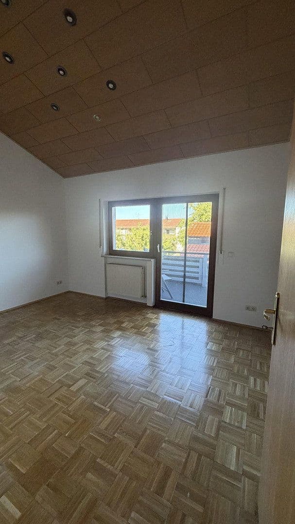 Pronájem bytu 4+1 90 m², Eching, Bavorsko Pronájem bytu 4+1 90 m², Eching, Bavorsko