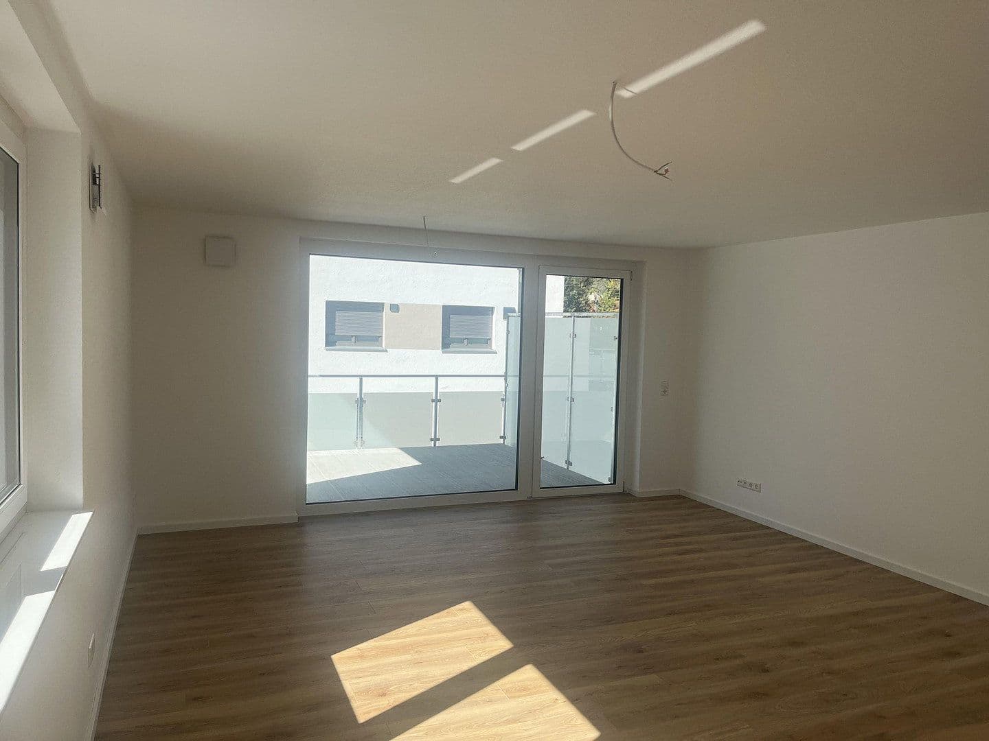 Pronájem bytu 3+kk 85 m², Am Alten Sportplatz, Wurmlingen, Bádensko-Württembersko Pronájem bytu 3+kk 85 m², Am Alten Sportplatz, Wurmlingen, Bádensko-Württembersko