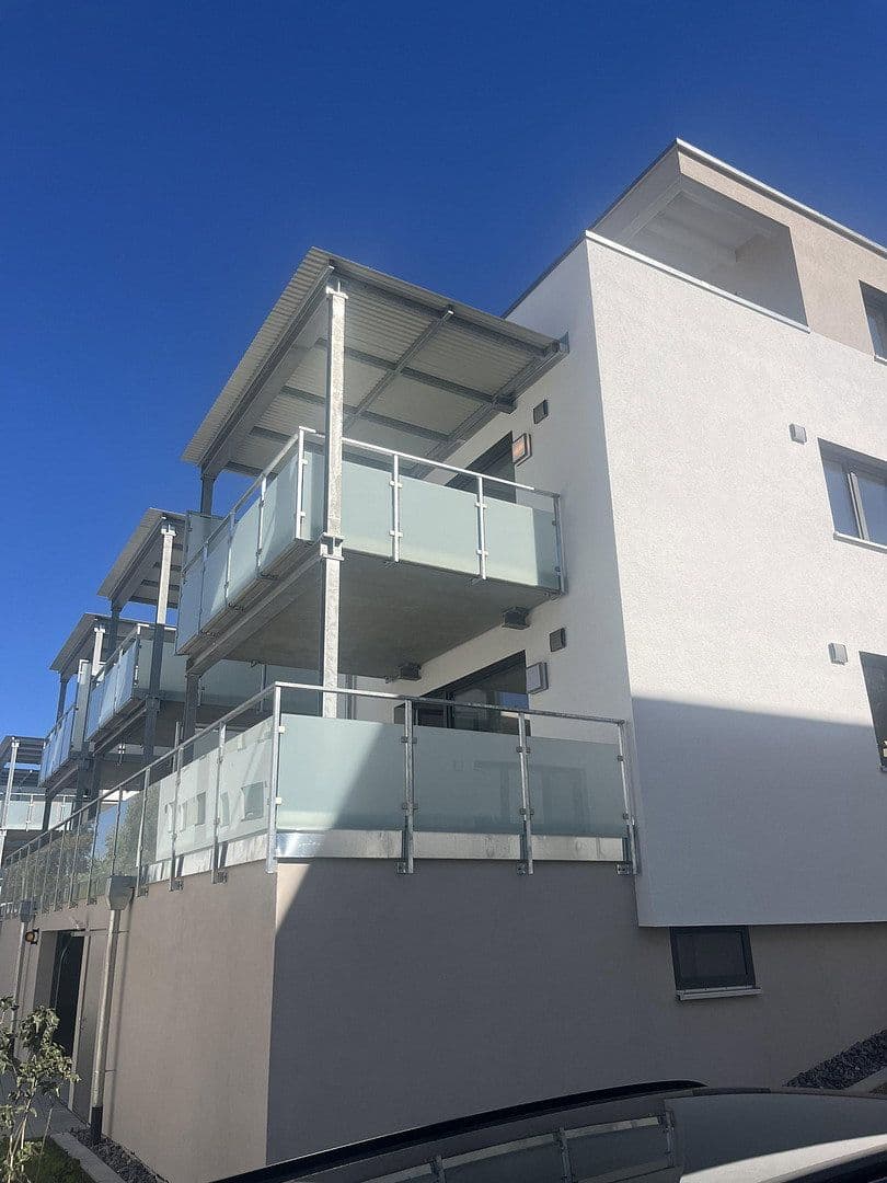 Pronájem bytu 3+kk 85 m², Am Alten Sportplatz, Wurmlingen, Bádensko-Württembersko Pronájem bytu 3+kk 85 m², Am Alten Sportplatz, Wurmlingen, Bádensko-Württembersko