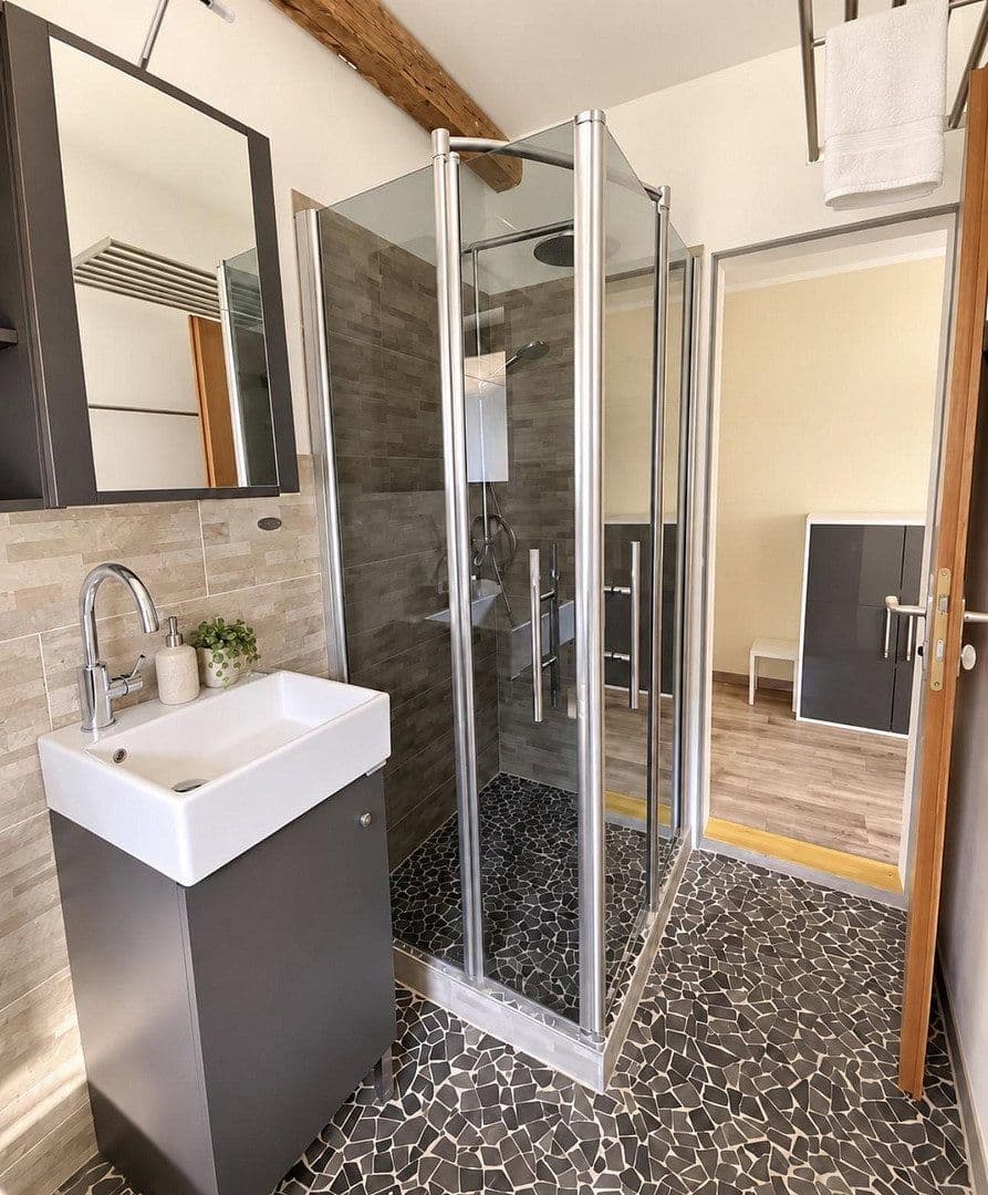 Prodej bytu 1+1 39 m², Geigelsteinstraße 30, Schleching, Bavorsko Prodej bytu 1+1 39 m², Geigelsteinstraße 30, Schleching, Bavorsko