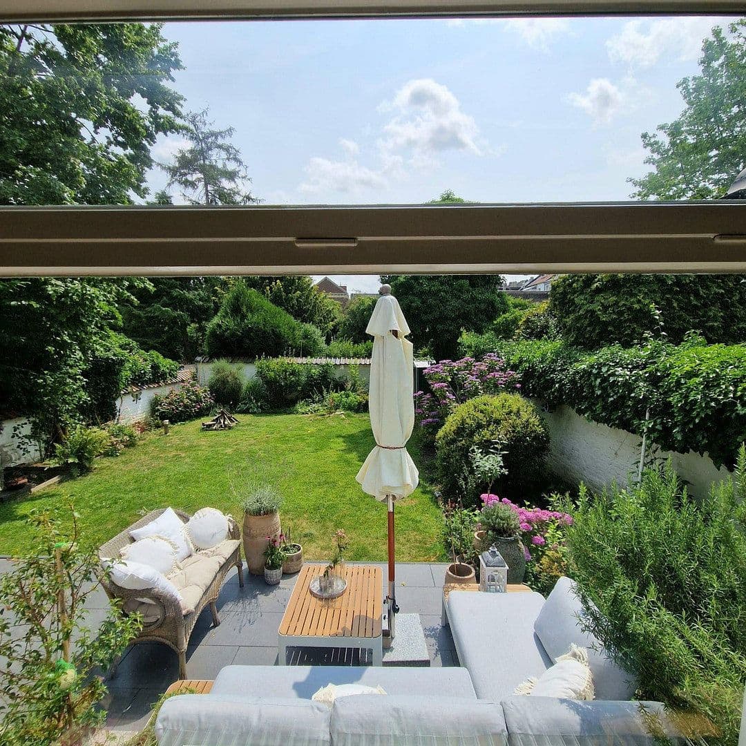Pronájem bytu 2+kk 106 m², Freiheitstr. 30, Mönchengladbach, Severní Porýní-Vestfálsko Pronájem bytu 2+kk 106 m², Freiheitstr. 30, Mönchengladbach, Severní Porýní-Vestfálsko