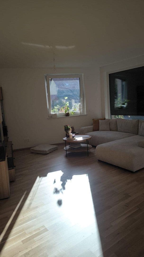 Pronájem bytu 3+1 89 m², Happelstraße 43, Heilbronn, Bádensko-Württembersko Pronájem bytu 3+1 89 m², Happelstraße 43, Heilbronn, Bádensko-Württembersko