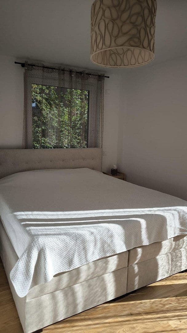 Pronájem bytu 3+1 89 m², Happelstraße 43, Heilbronn, Bádensko-Württembersko Pronájem bytu 3+1 89 m², Happelstraße 43, Heilbronn, Bádensko-Württembersko