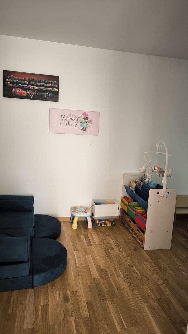 Pronájem bytu 3+1 89 m², Happelstraße 43, Heilbronn, Bádensko-Württembersko Pronájem bytu 3+1 89 m², Happelstraße 43, Heilbronn, Bádensko-Württembersko