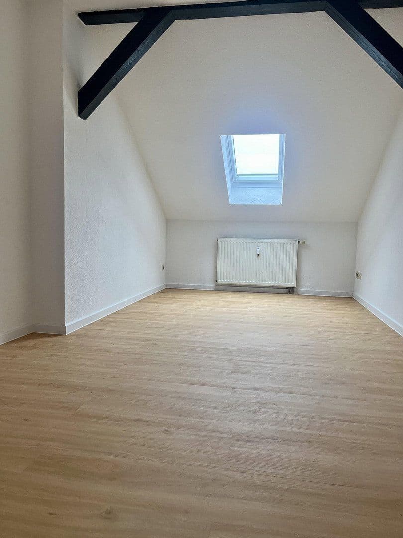 Pronájem bytu 3+1 66 m², Halle Saale, Sasko-Anhaltsko Pronájem bytu 3+1 66 m², Halle Saale, Sasko-Anhaltsko