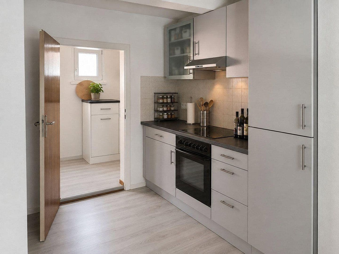 Pronájem domu 120 m², pozemek 700 m², Dettenheim, Bádensko-Württembersko Pronájem domu 120 m², pozemek 700 m², Dettenheim, Bádensko-Württembersko