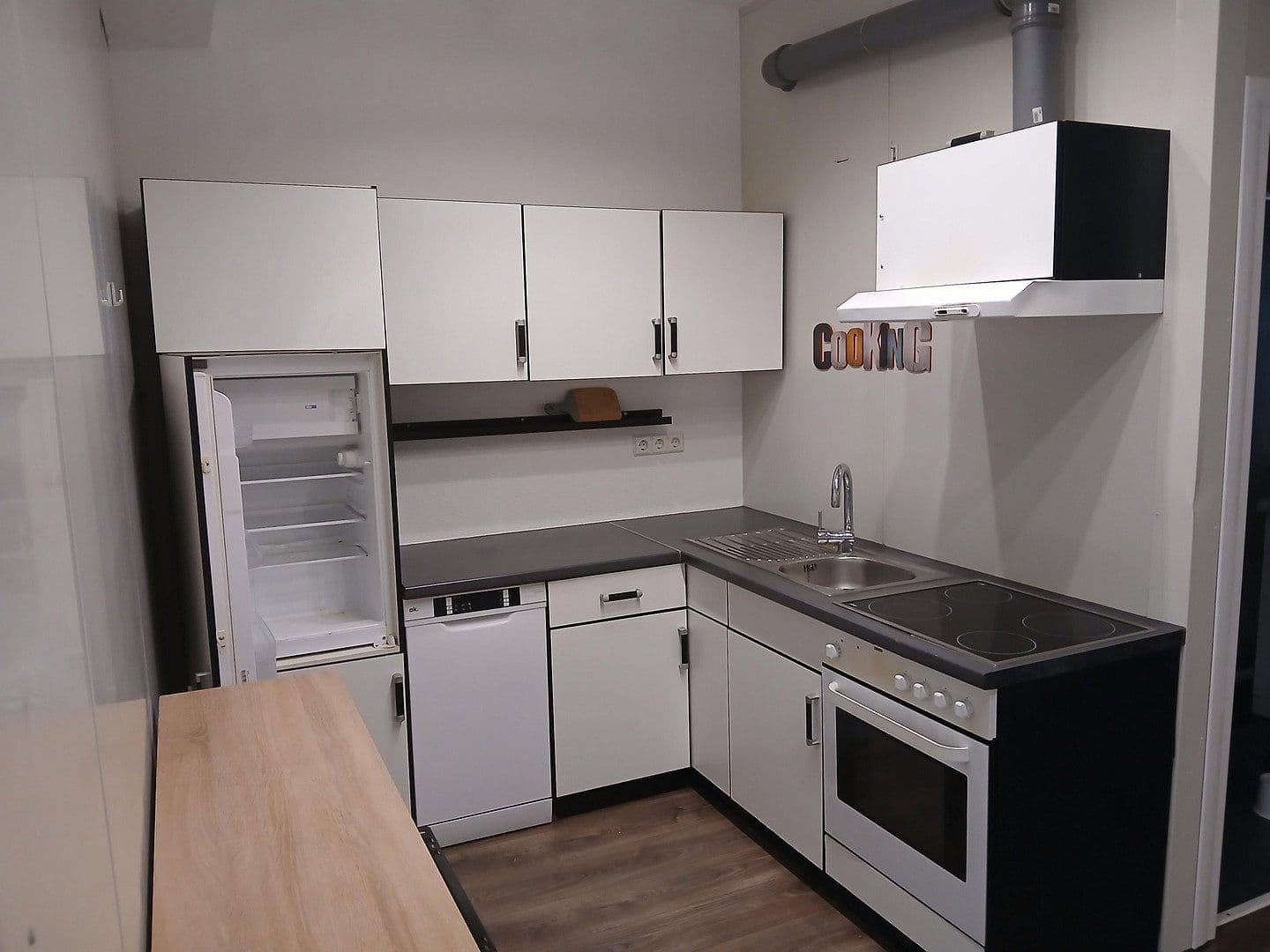 Pronájem bytu 3+1 65 m², Margarete-Steiff-Str. 29, Essingen, Bádensko-Württembersko Pronájem bytu 3+1 65 m², Margarete-Steiff-Str. 29, Essingen, Bádensko-Württembersko
