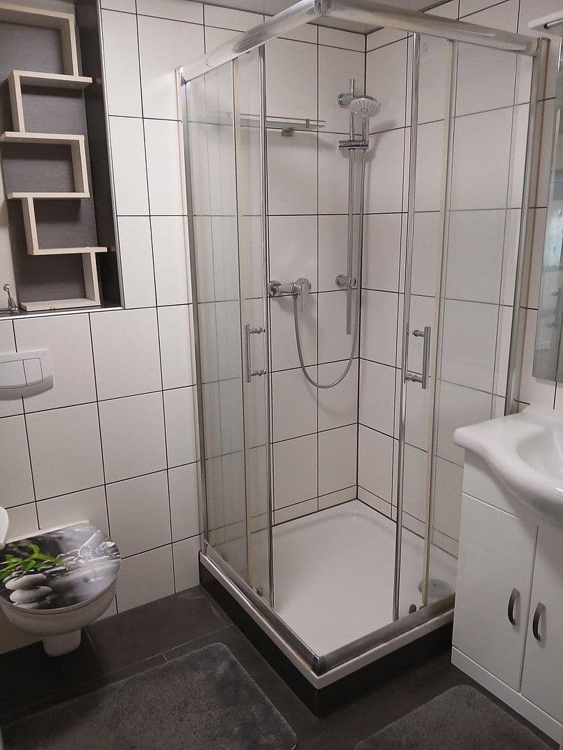Pronájem bytu 3+1 65 m², Margarete-Steiff-Str. 29, Essingen, Bádensko-Württembersko Pronájem bytu 3+1 65 m², Margarete-Steiff-Str. 29, Essingen, Bádensko-Württembersko