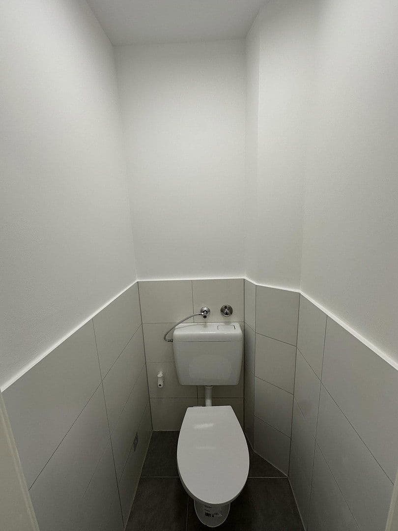 Pronájem bytu 2+1 45 m², Welserstr. 6, Nürnberg, Bavorsko Pronájem bytu 2+1 45 m², Welserstr. 6, Nürnberg, Bavorsko