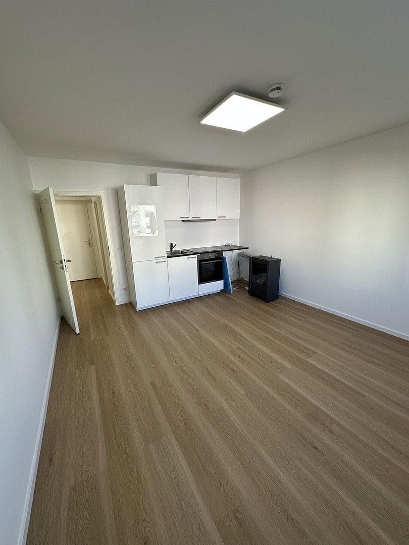 Pronájem bytu 2+1 45 m², Welserstr. 6, Nürnberg, Bavorsko Pronájem bytu 2+1 45 m², Welserstr. 6, Nürnberg, Bavorsko