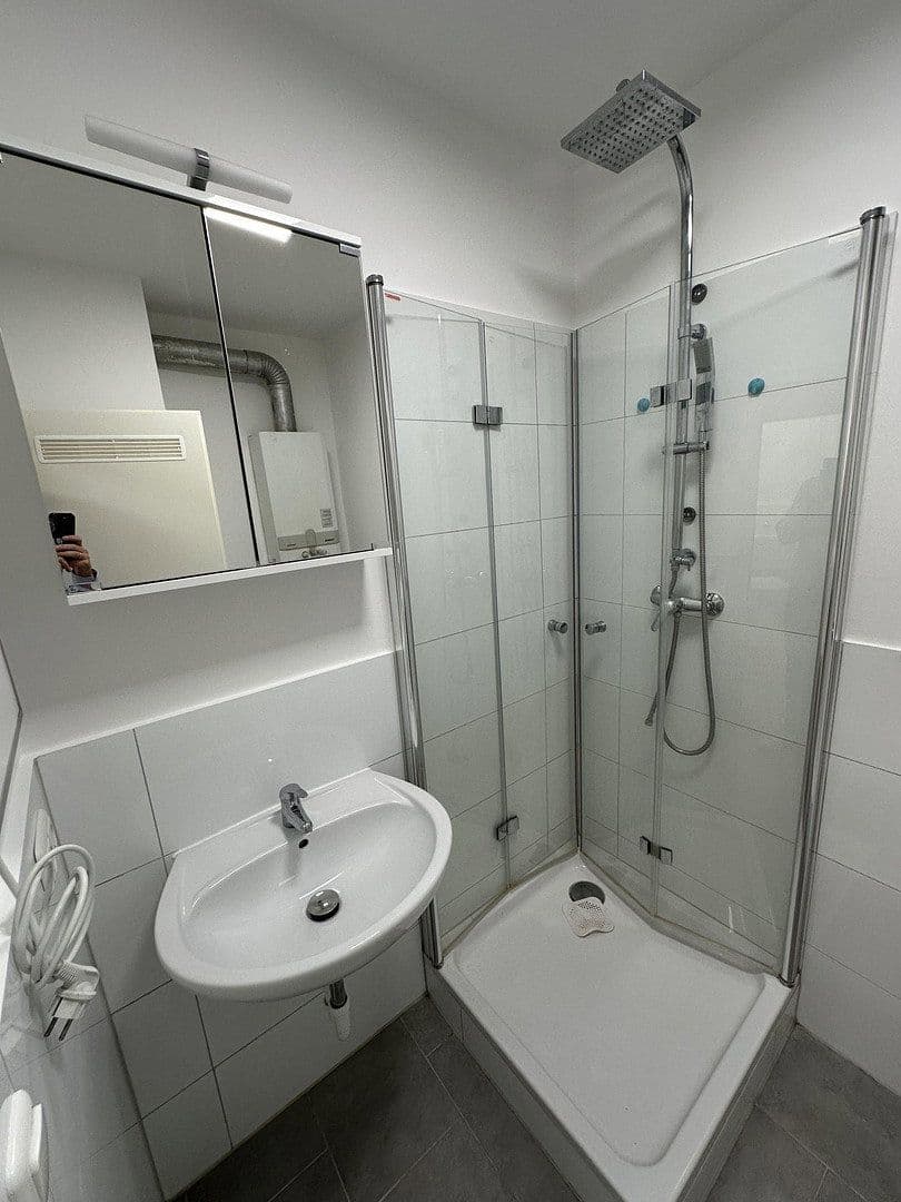 Pronájem bytu 2+1 45 m², Welserstr. 6, Nürnberg, Bavorsko Pronájem bytu 2+1 45 m², Welserstr. 6, Nürnberg, Bavorsko