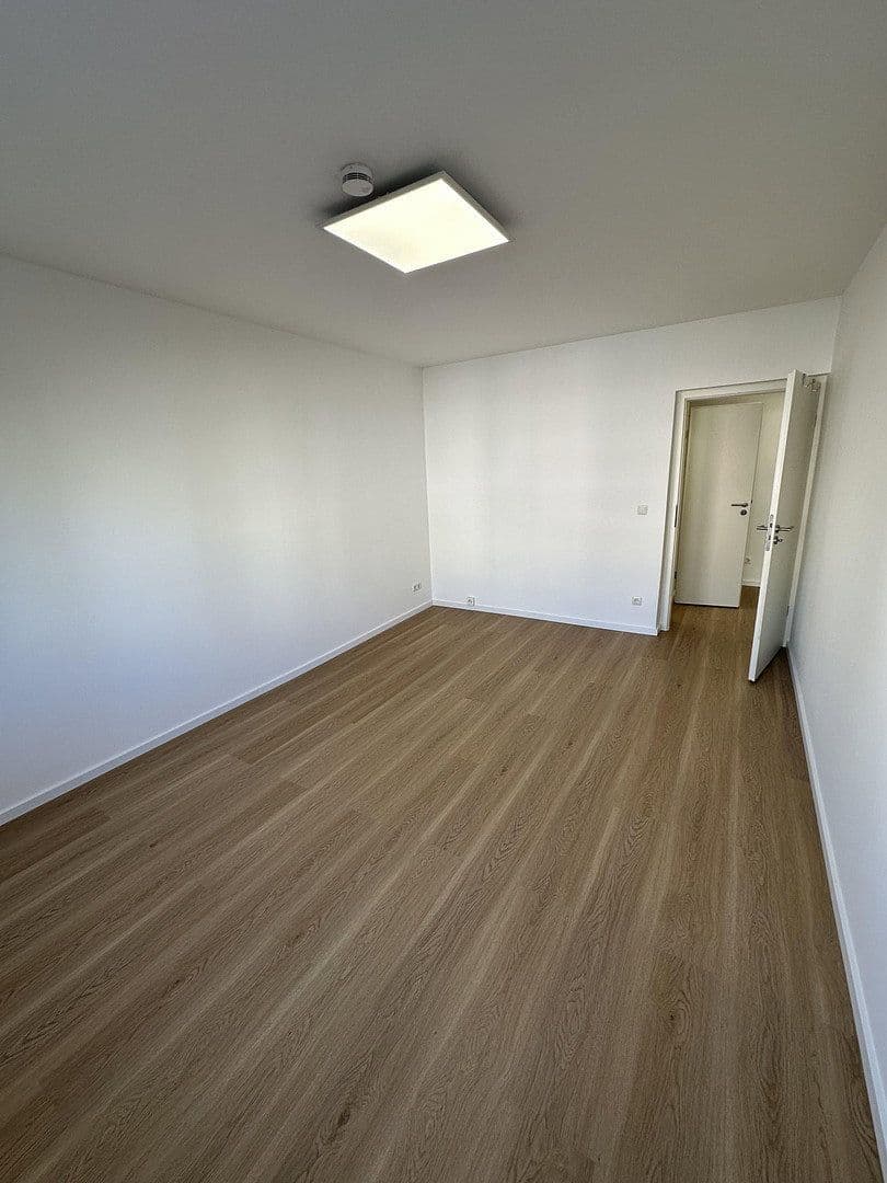 Pronájem bytu 2+1 45 m², Welserstr. 6, Nürnberg, Bavorsko Pronájem bytu 2+1 45 m², Welserstr. 6, Nürnberg, Bavorsko
