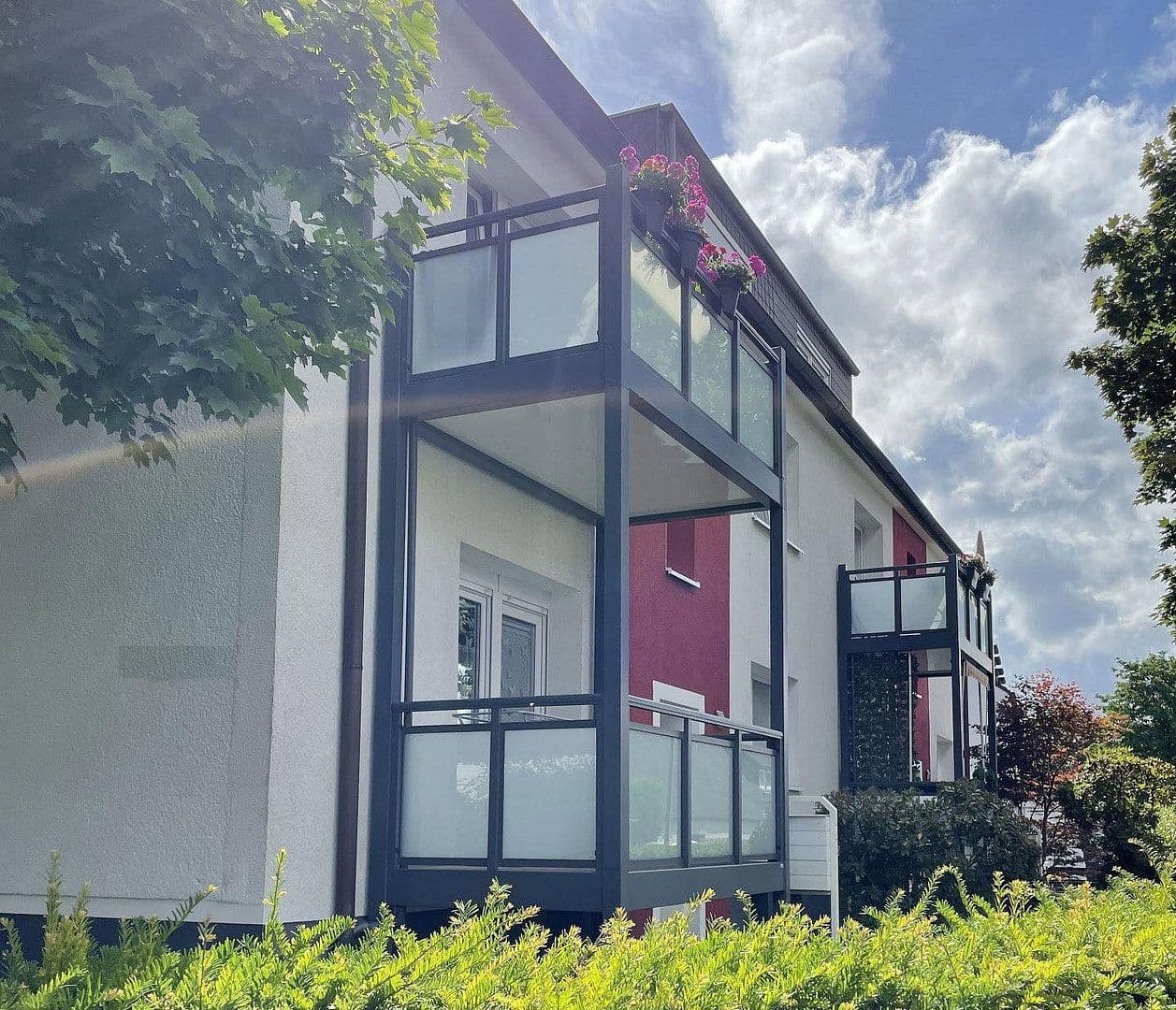 Pronájem bytu 3+1 79 m², Essen, Severní Porýní-Vestfálsko Pronájem bytu 3+1 79 m², Essen, Severní Porýní-Vestfálsko
