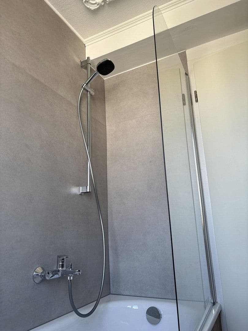 Pronájem bytu 3+1 79 m², Essen, Severní Porýní-Vestfálsko Pronájem bytu 3+1 79 m², Essen, Severní Porýní-Vestfálsko