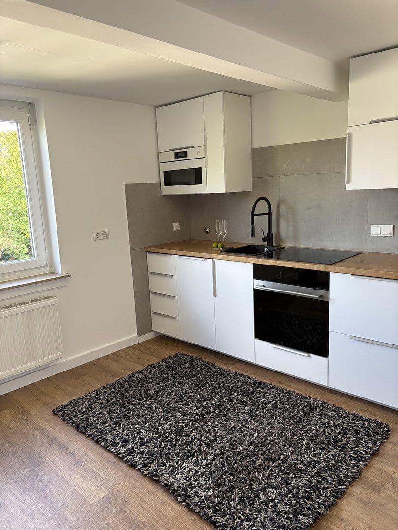 Pronájem bytu 3+1 79 m², Essen, Severní Porýní-Vestfálsko Pronájem bytu 3+1 79 m², Essen, Severní Porýní-Vestfálsko