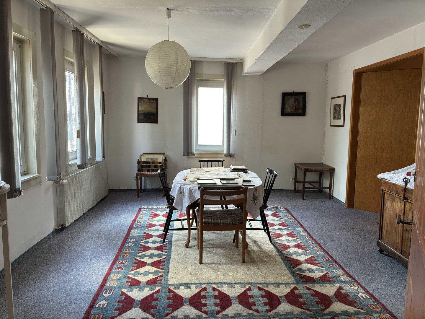 Prodej domu 260 m², pozemek 160 m², Hugenottenstr. 94, Friedrichsdorf, Hessen Prodej domu 260 m², pozemek 160 m², Hugenottenstr. 94, Friedrichsdorf, Hessen
