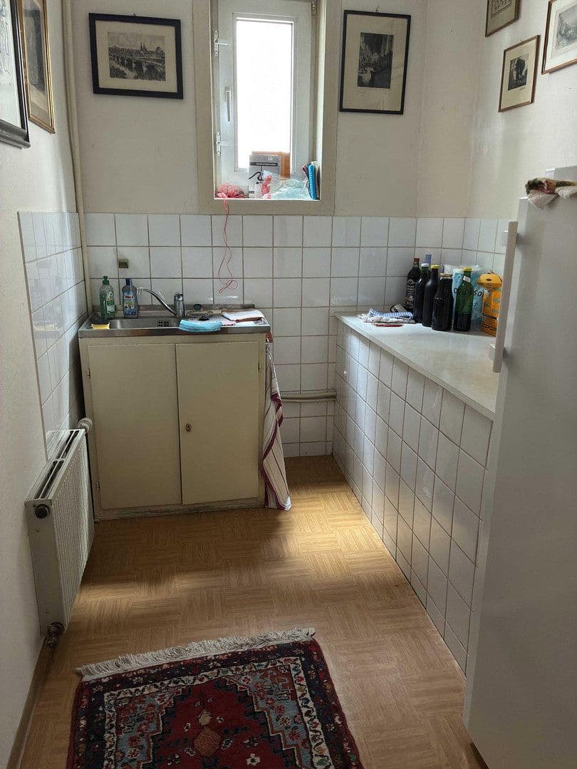 Prodej domu 260 m², pozemek 160 m², Hugenottenstr. 94, Friedrichsdorf, Hessen Prodej domu 260 m², pozemek 160 m², Hugenottenstr. 94, Friedrichsdorf, Hessen