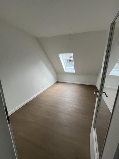 Pronájem bytu 3+1 83 m², Forstweg 11, Heide, Šlesvicko-Holštýnsko Pronájem bytu 3+1 83 m², Forstweg 11, Heide, Šlesvicko-Holštýnsko
