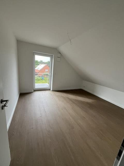 Pronájem bytu 3+1 83 m², Forstweg 11, Heide, Šlesvicko-Holštýnsko Pronájem bytu 3+1 83 m², Forstweg 11, Heide, Šlesvicko-Holštýnsko