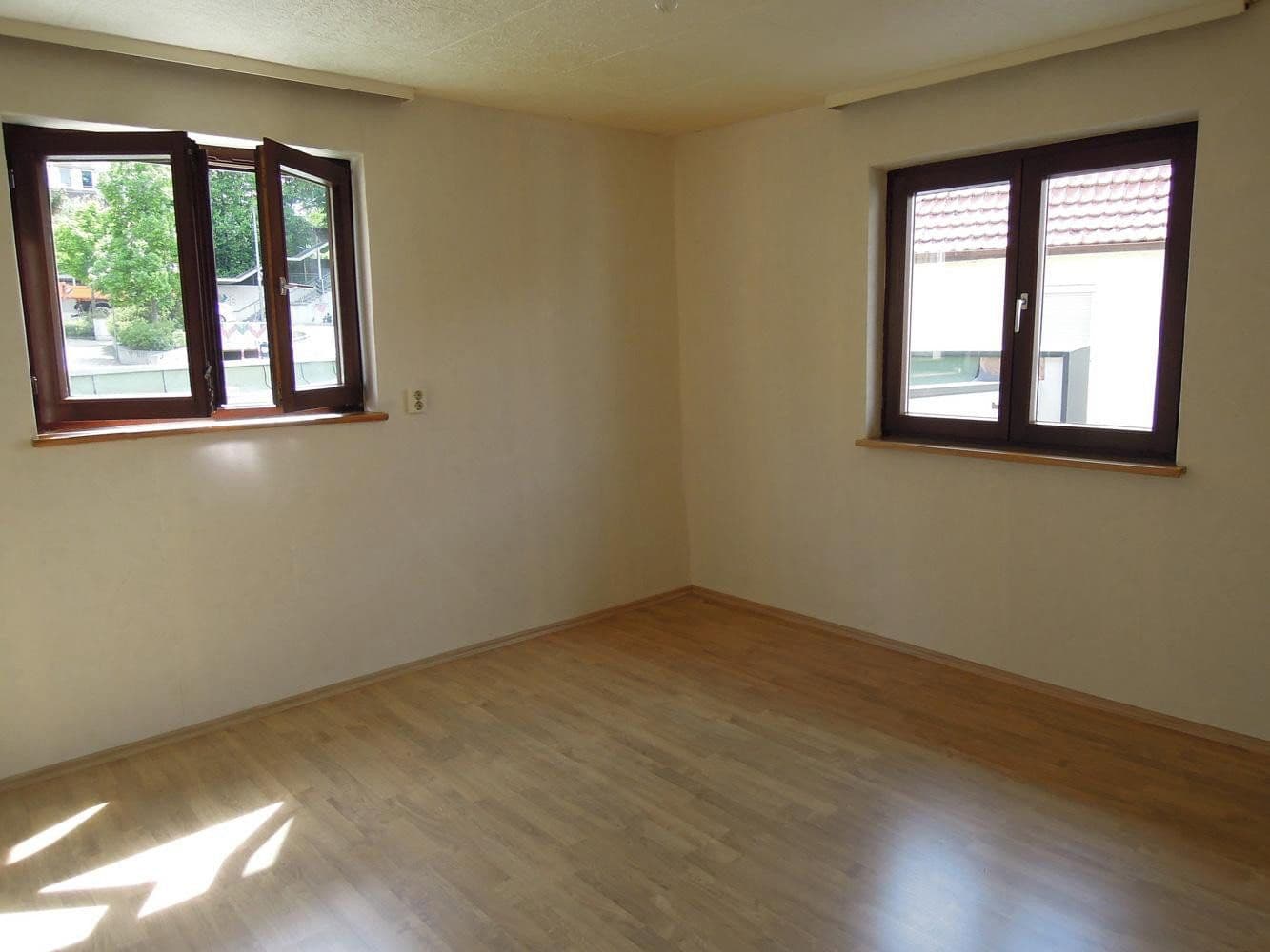 Pronájem bytu 2+1 50 m², Böblingen, Bádensko-Württembersko Pronájem bytu 2+1 50 m², Böblingen, Bádensko-Württembersko