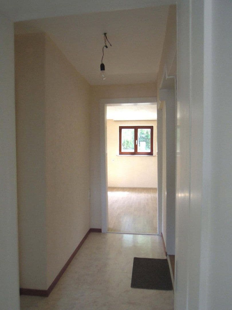 Pronájem bytu 2+1 50 m², Böblingen, Bádensko-Württembersko Pronájem bytu 2+1 50 m², Böblingen, Bádensko-Württembersko