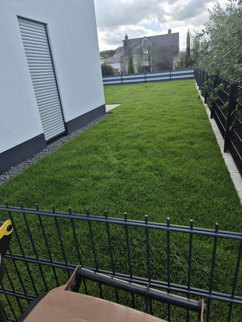 Prodej domu 223 m², pozemek 584 m², Euskirchen, Severní Porýní-Vestfálsko Prodej domu 223 m², pozemek 584 m², Euskirchen, Severní Porýní-Vestfálsko