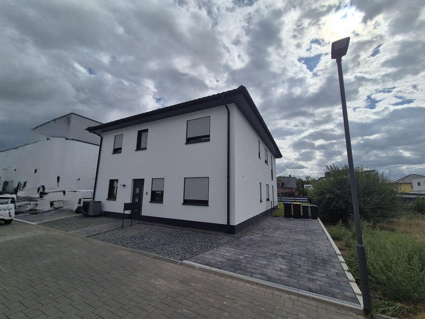Prodej domu 223 m², pozemek 584 m², Euskirchen, Severní Porýní-Vestfálsko Prodej domu 223 m², pozemek 584 m², Euskirchen, Severní Porýní-Vestfálsko