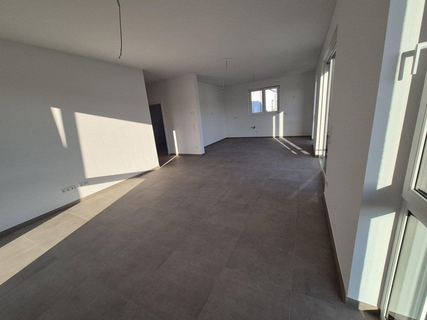 Prodej domu 223 m², pozemek 584 m², Euskirchen, Severní Porýní-Vestfálsko Prodej domu 223 m², pozemek 584 m², Euskirchen, Severní Porýní-Vestfálsko