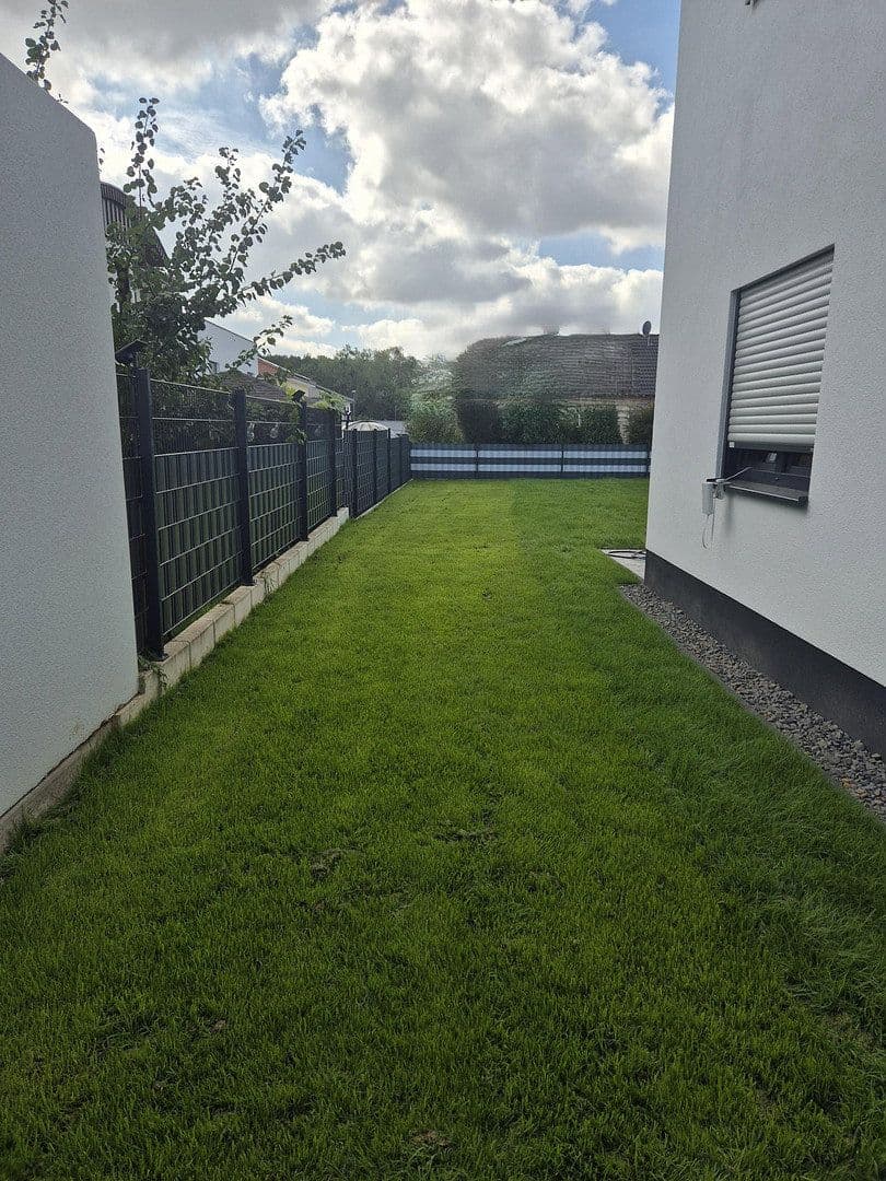 Prodej domu 223 m², pozemek 584 m², Euskirchen, Severní Porýní-Vestfálsko Prodej domu 223 m², pozemek 584 m², Euskirchen, Severní Porýní-Vestfálsko