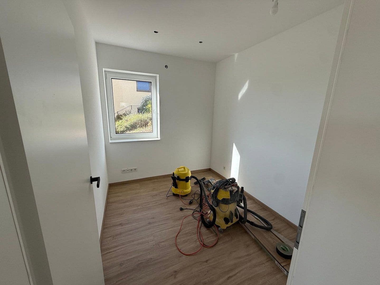 Prodej domu 200 m², pozemek 690 m², Im Tannengarten 9, Hornbach, Porýní-Falc Prodej domu 200 m², pozemek 690 m², Im Tannengarten 9, Hornbach, Porýní-Falc