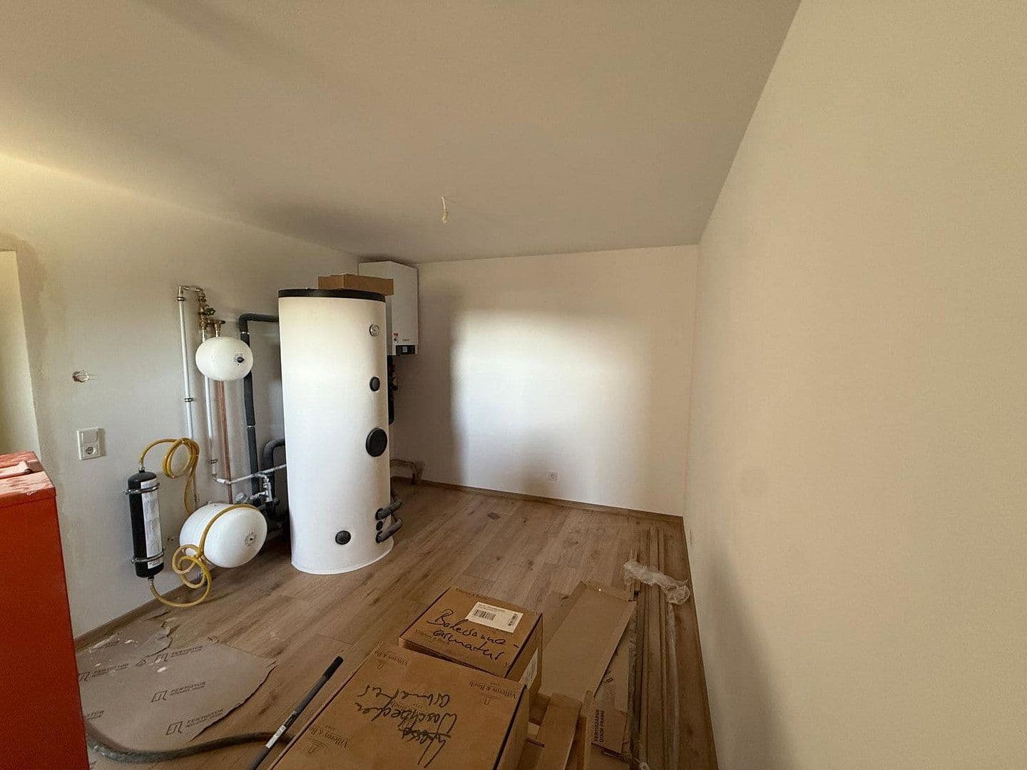 Prodej domu 200 m², pozemek 690 m², Im Tannengarten 9, Hornbach, Porýní-Falc Prodej domu 200 m², pozemek 690 m², Im Tannengarten 9, Hornbach, Porýní-Falc