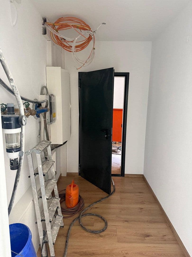 Prodej domu 200 m², pozemek 690 m², Im Tannengarten 9, Hornbach, Porýní-Falc Prodej domu 200 m², pozemek 690 m², Im Tannengarten 9, Hornbach, Porýní-Falc